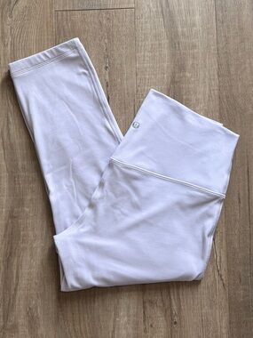 Lululemon Align Crop 21” in Lavender Dew *Lined